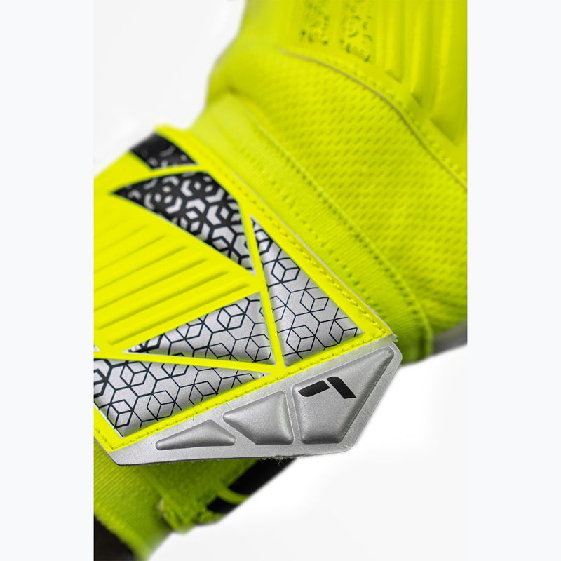 Torwarthandschuhe Reusch Attrakt Grip safety yellow/silver 7