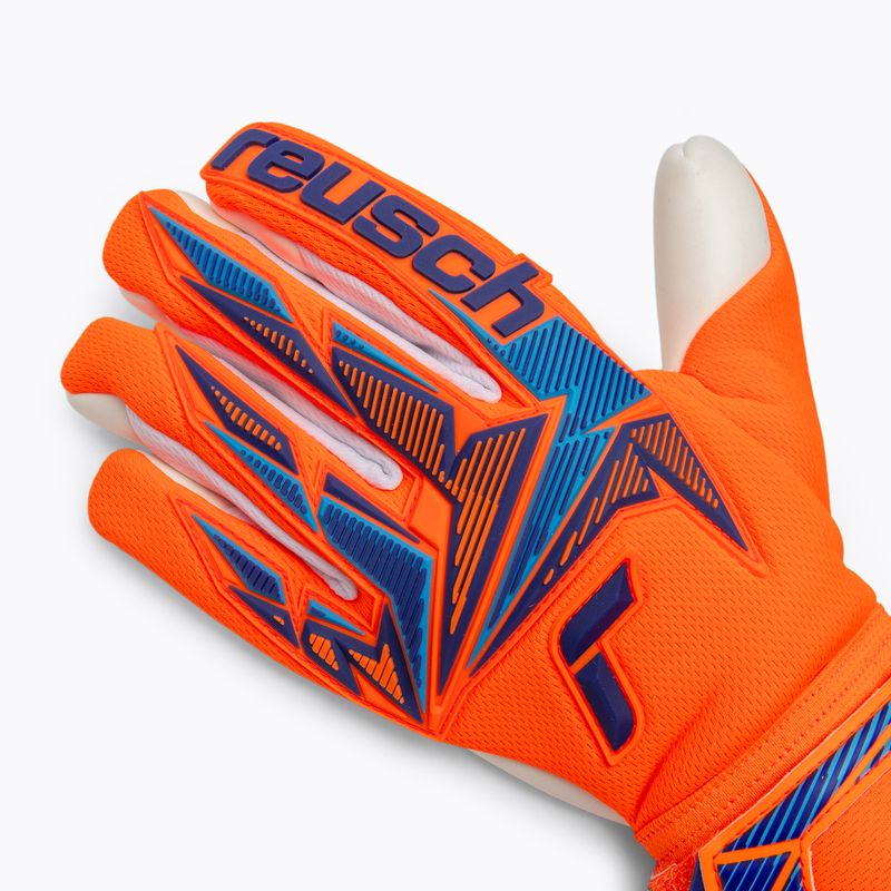 Torwarthandschuhe Reusch Attrakt Freegel Advance shocking orange/blue 4