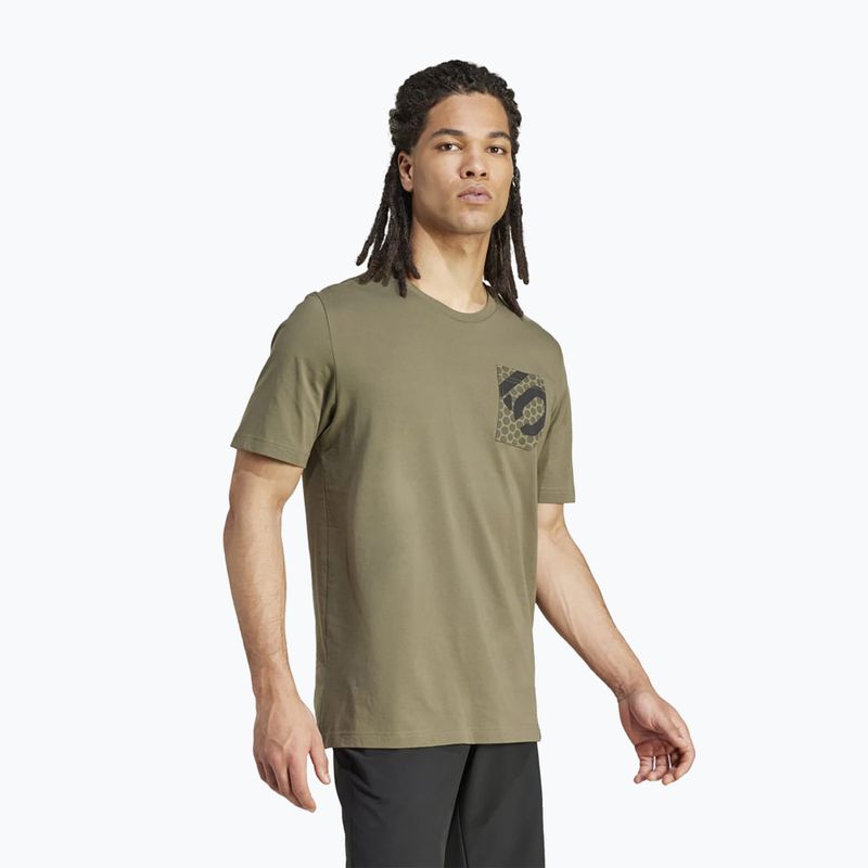 Herren adidas FIVE TEN Brand Of The Brave Tee oliv strata Radfahren t-shirt