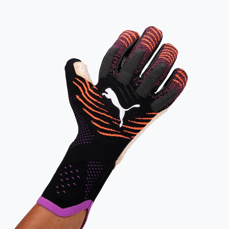 Torwarthandschuhe PUMA Future Ultimate NC puma black/glowing red/purple glimmer 4