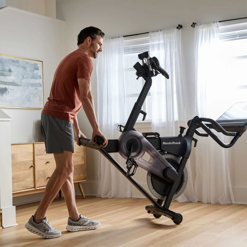 Spinningbike NordicTrack 24 Studio black 12