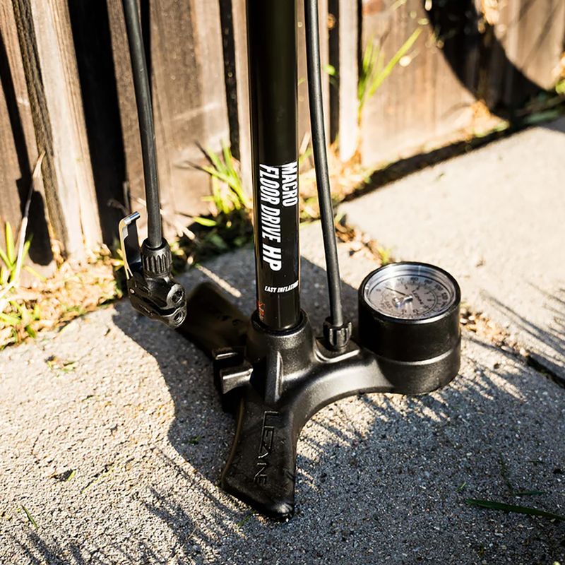 Fahrradpumpe Lezyne Macro Floor Drive DV 220psi flat black 6