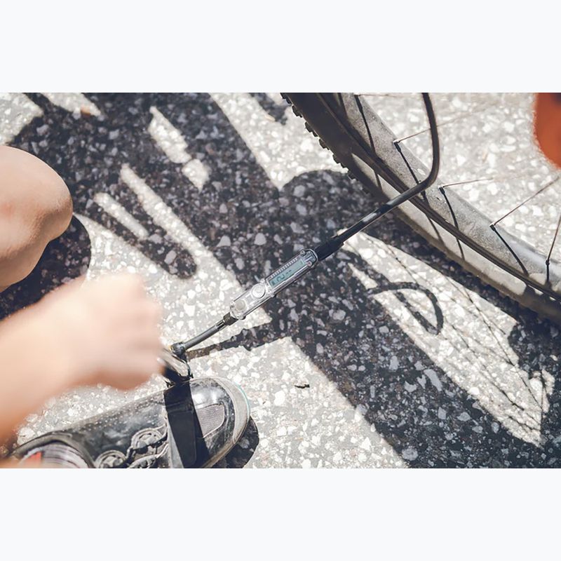 Fahrradpumpe Lezyne Micro Floor Drive Digital HPG 160psi gloss black 2