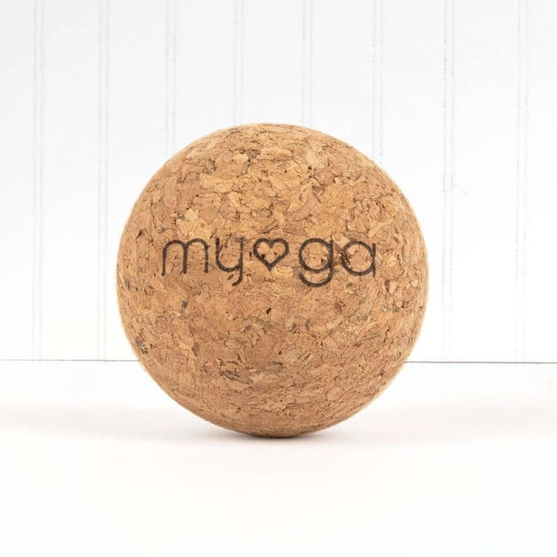 Massageball Myga 5 cm brown 9