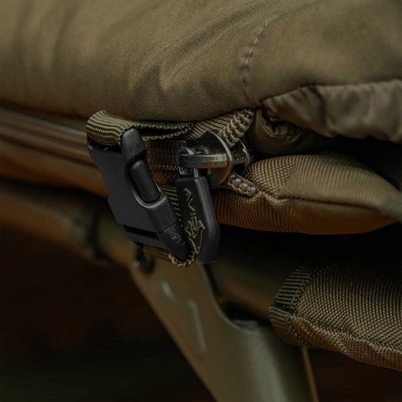 Avid Carp Revolve X System Bett 6