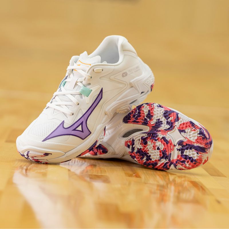 Damen-Volleyballschuhe Mizuno Wave Lightning Z8 weiß/violett indigo/camelliaros 13