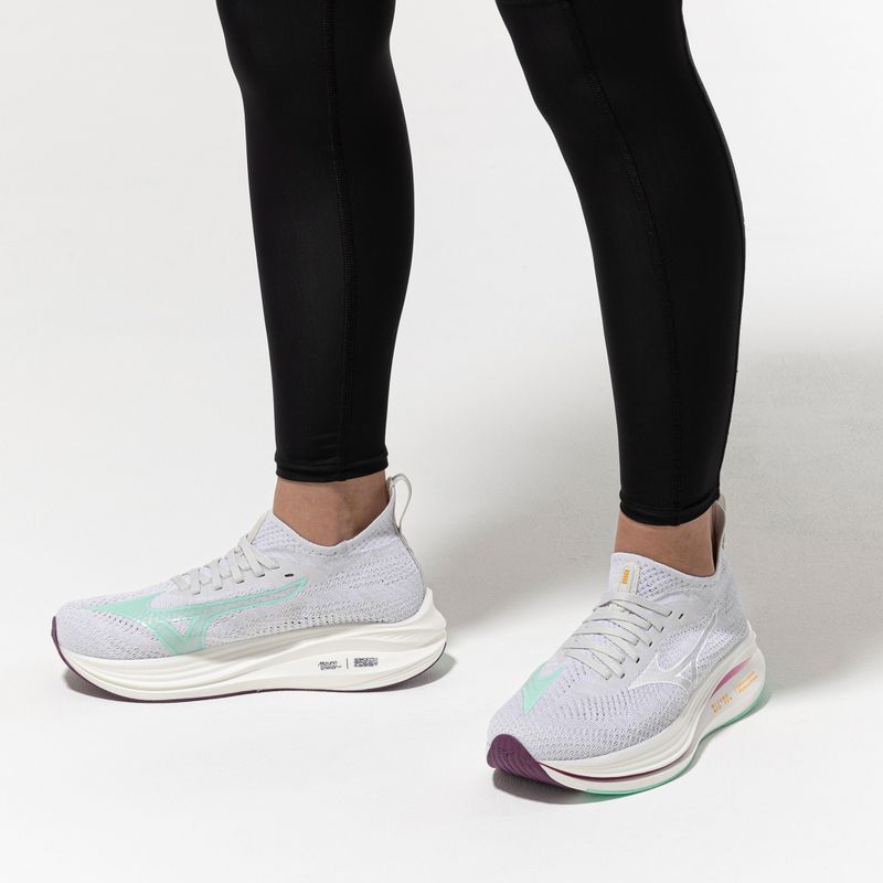 Damen Laufschuhe Mizuno Neo Zen Islandic nimbus cloud/weiß/eisgrün 9