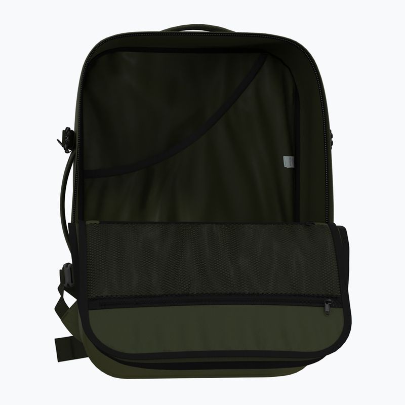 CabinZero Military 44 l grüner Wanderrucksack 7