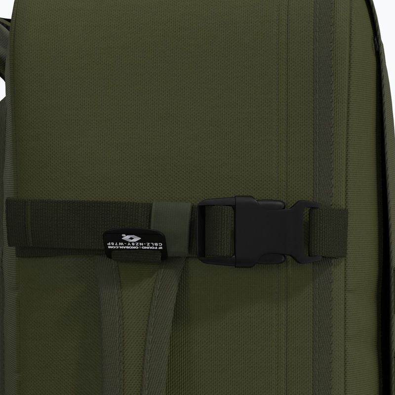 CabinZero Military 44 l grüner Wanderrucksack 9