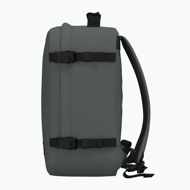 CabinZero Classic 36 l original grauer Wanderrucksack 6
