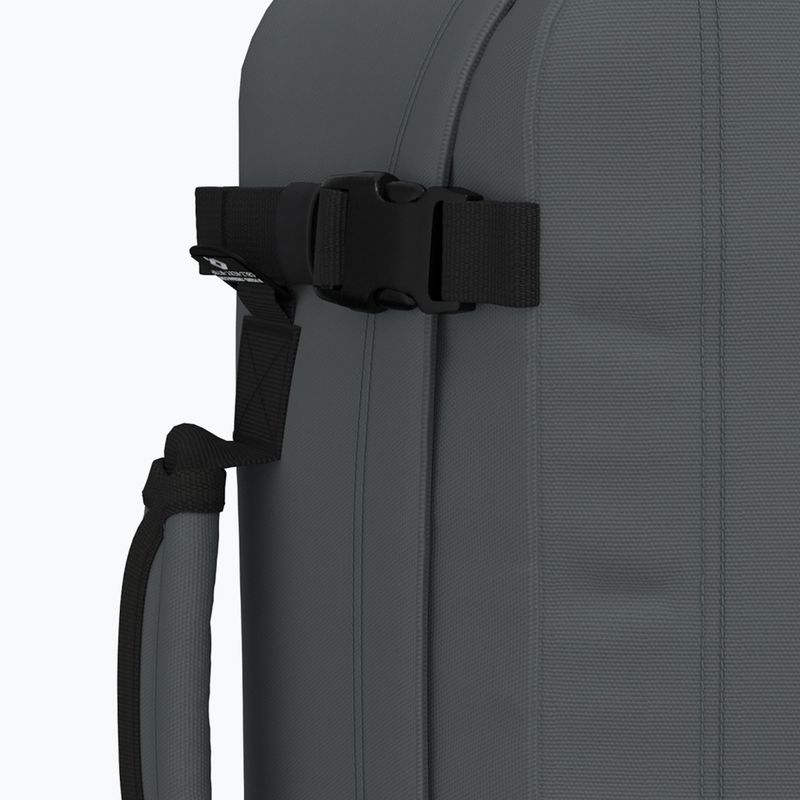 CabinZero Classic 36 l original grauer Wanderrucksack 9