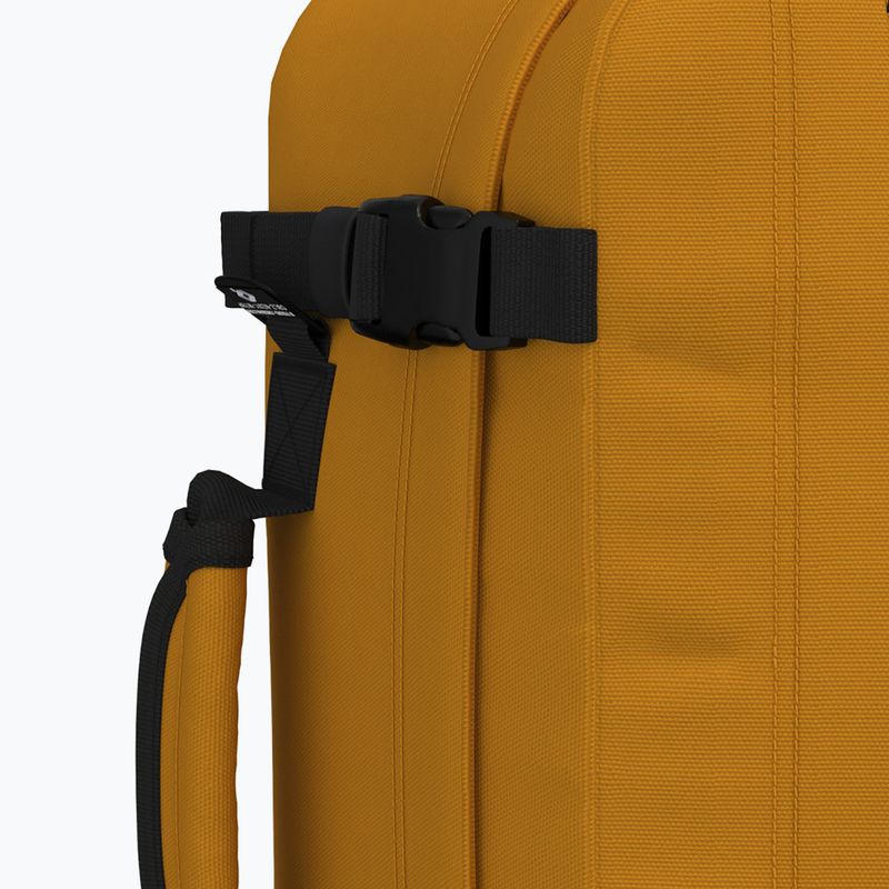 CabinZero Classic 36 l orange chill Wanderrucksack 10
