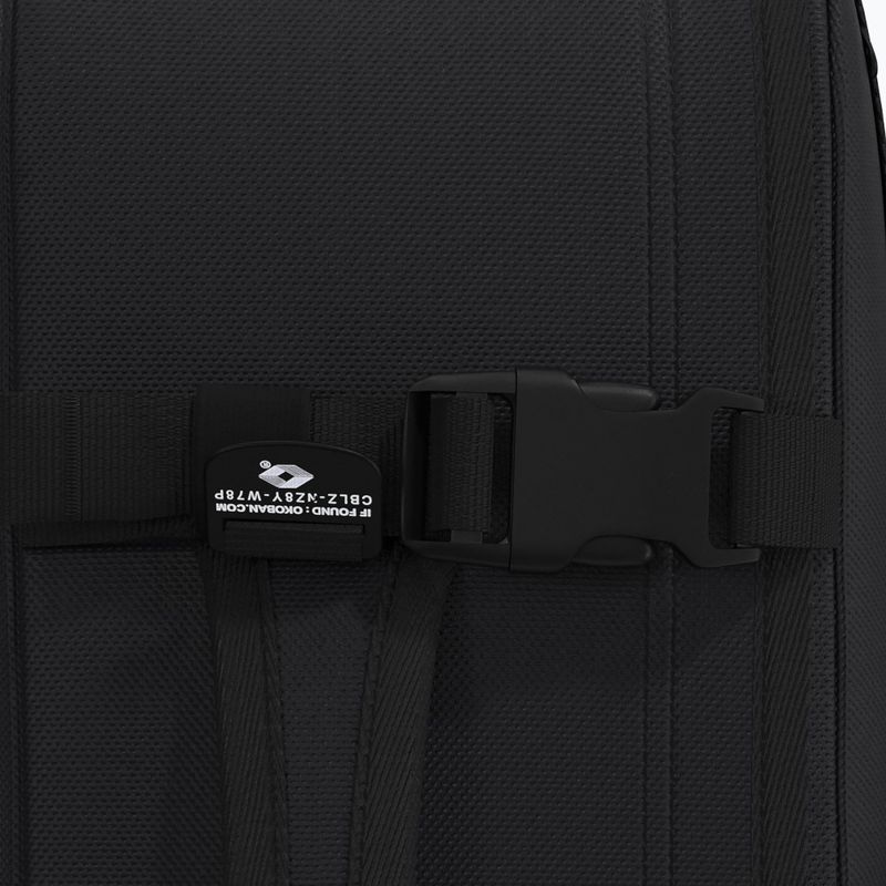 CabinZero Military 28 l Wanderrucksack absolut schwarz 9