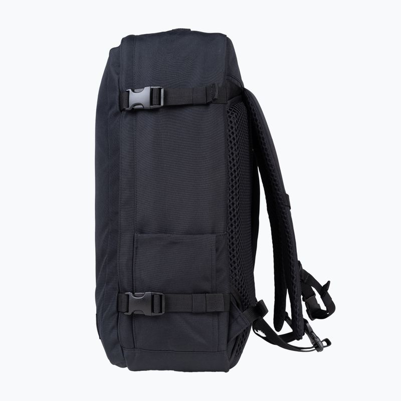 CabinZero Classic Plus 42 l Wanderrucksack absolut schwarz 6