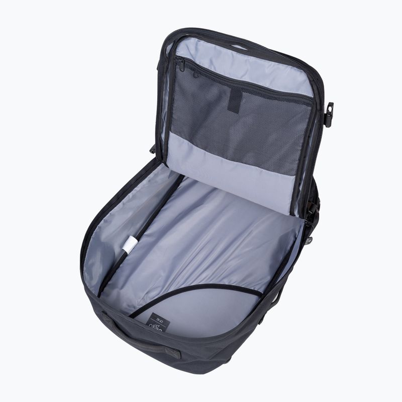 CabinZero Classic Plus 42 l Wanderrucksack absolut schwarz 7