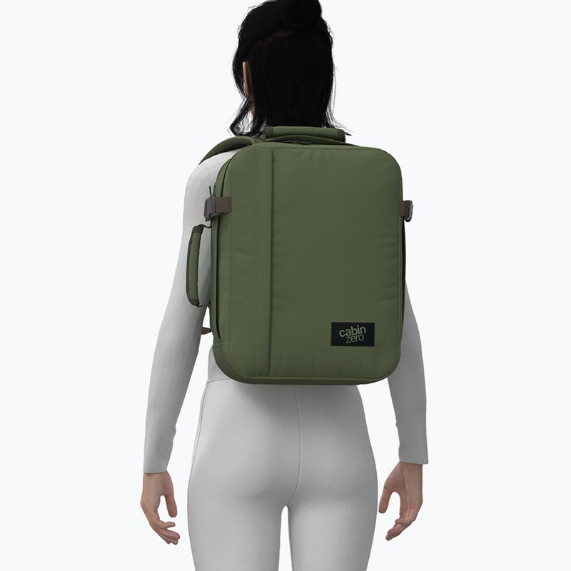 CabinZero Classic Tech 28 l georgian khaki Wanderrucksack 15
