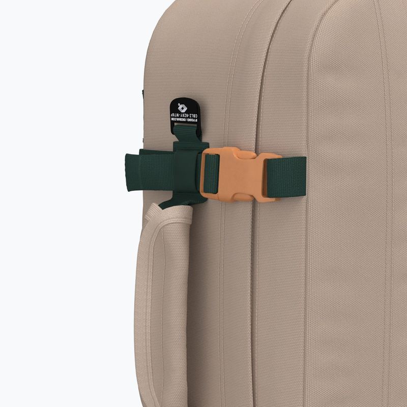 CabinZero Classic 44 l cebu sands Wanderrucksack 10
