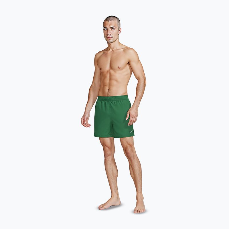 Herren-Badeshorts Nike Essential 5" Volley malachite 2
