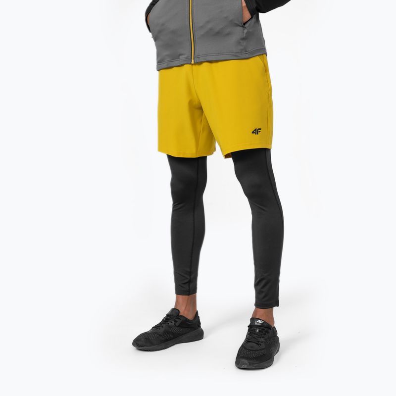 Herren-Trainingsshorts 4F H4Z22-SKMF010 gelb