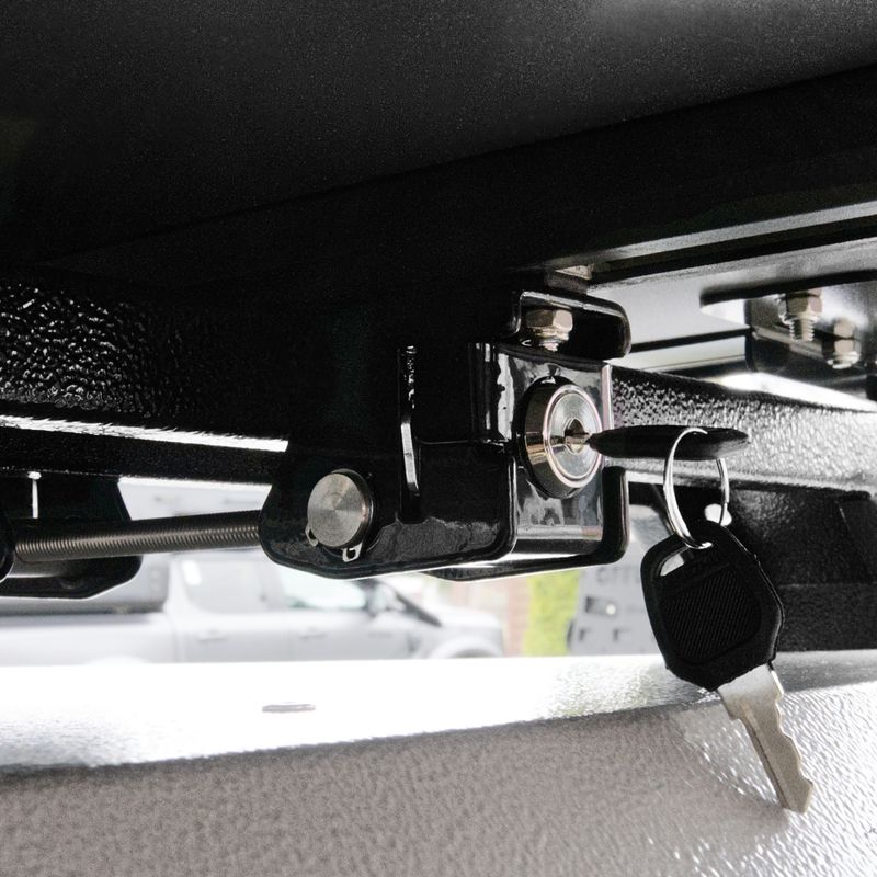 Montagehalterung OFFLANDER Anti-Theft Roof Tent Brackets 4 pack black 12