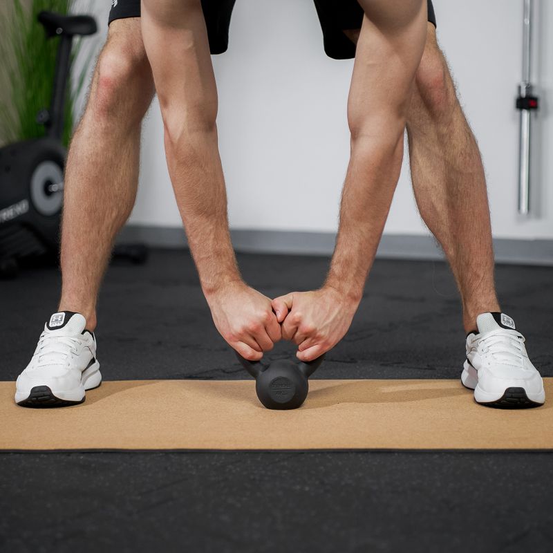 Gusseisen Kettlebell TREXO 4kg schwarz 4