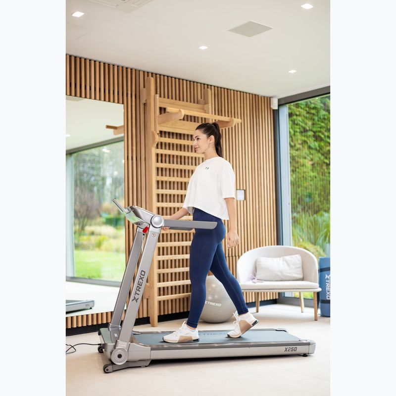 Elektrisches Laufband TREXO TXO-X250-S Silber 12