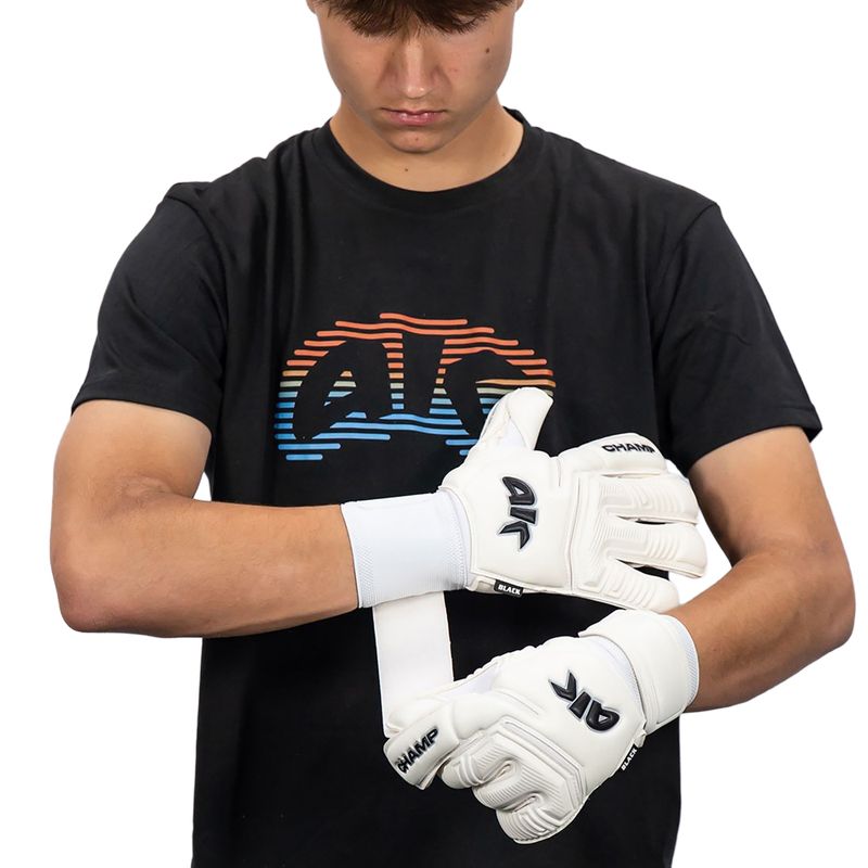 Torwarthandschuhe Kinder 4keepers Champ VII RF2G Jr black/white 7