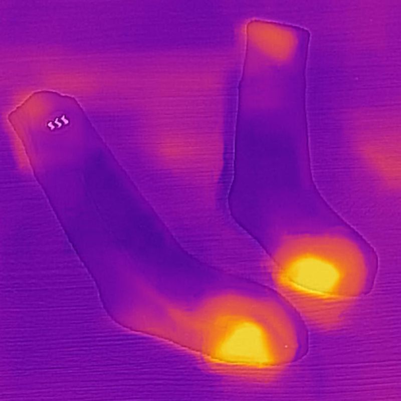 Glovii GQ3 beheizte Socken mit Fernbedienung rot 12