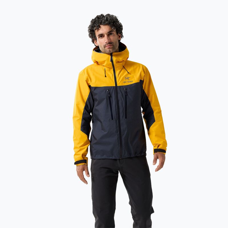 Arc'teryx Alpha Herren Regenjacke black sapphire/edziza