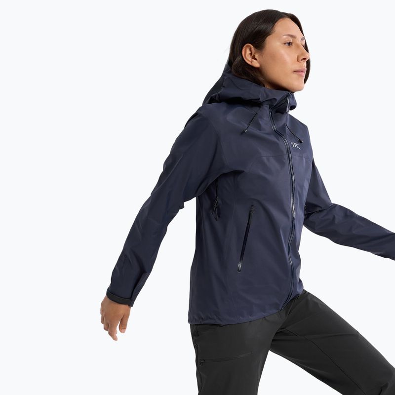 Arc'teryx Damen Regenjacke Beta SL schwarz saphir 4