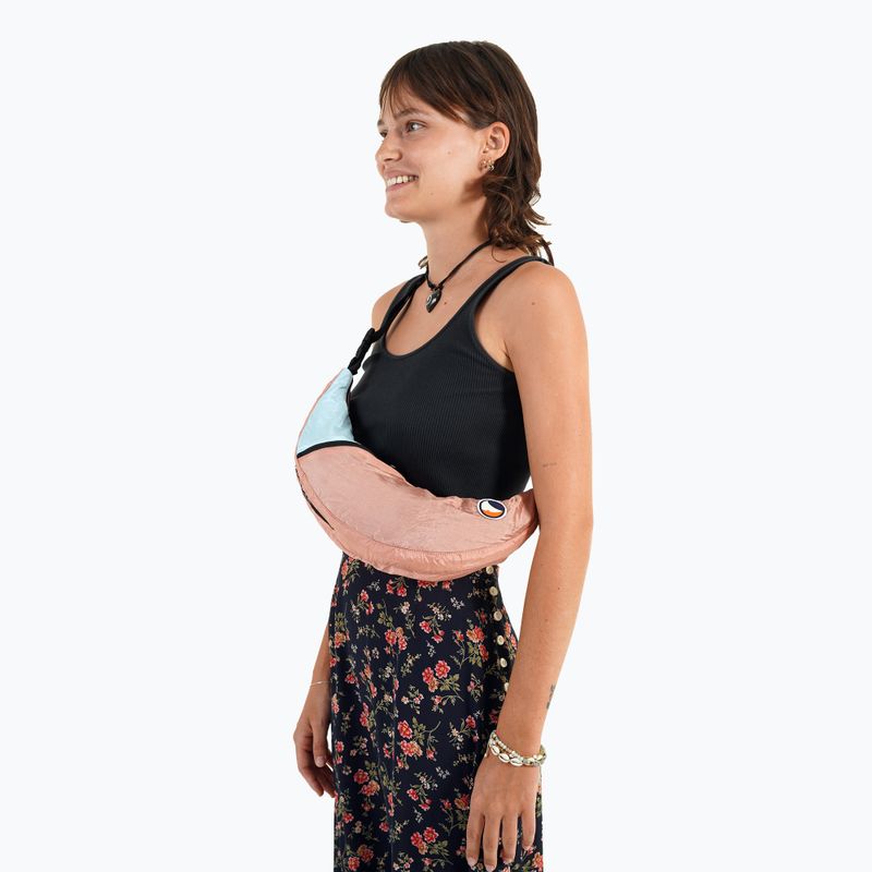 Ticket To The Moon Upcycled Sling Tasche Pfirsich/Wolke Umhängetasche 4