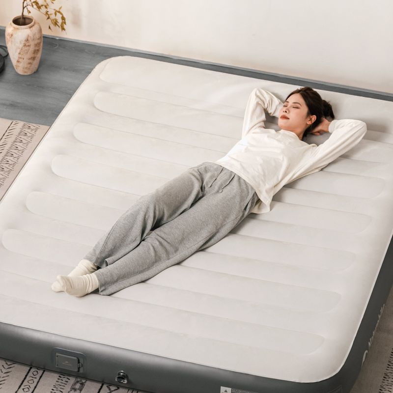 Luftmatratze Naturehike Chenjing with Pillow Triple grey 5