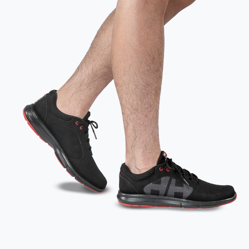 Herrenschuhe Helly Hansen Ahiga V4 Hydropower off black/alert red 7