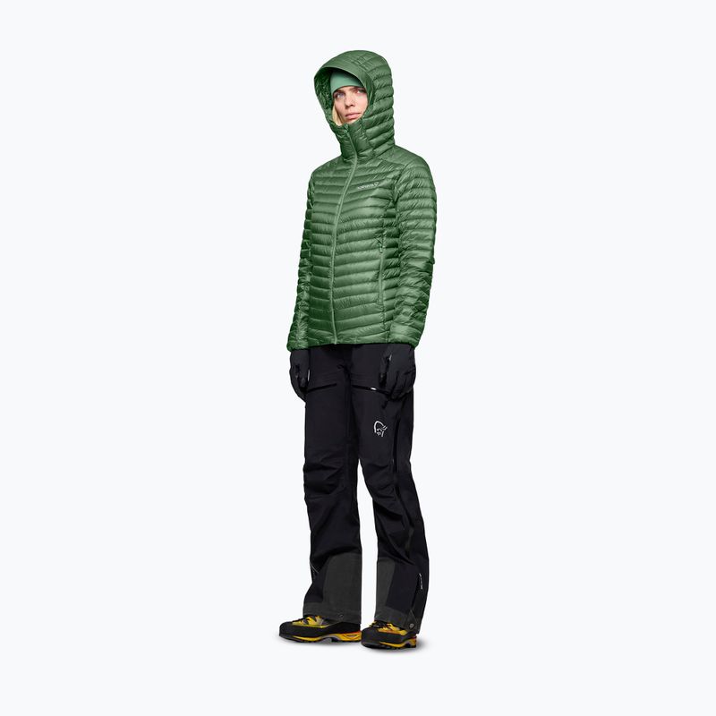 Damen-Daunenjacke Norrona Trollveggen Down800 Super Light Hood Dark Ivy 4