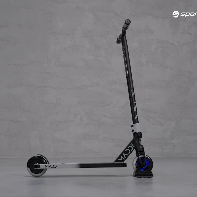 MGP Madd Gear Kick Pro silberner Freestyle-Roller 23414 5