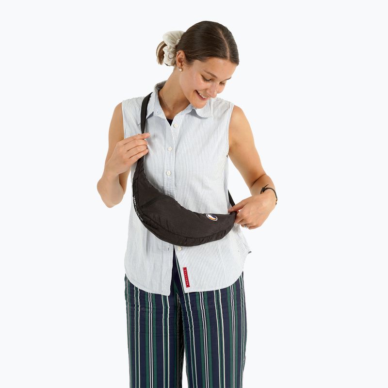 Ticket To The Moon Upcycled Sling Umhängetasche schwarz 8