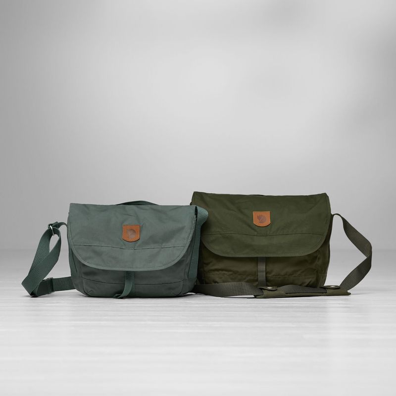 Fjällräven Greenland Umhängetasche 12 l Tiefwald 12