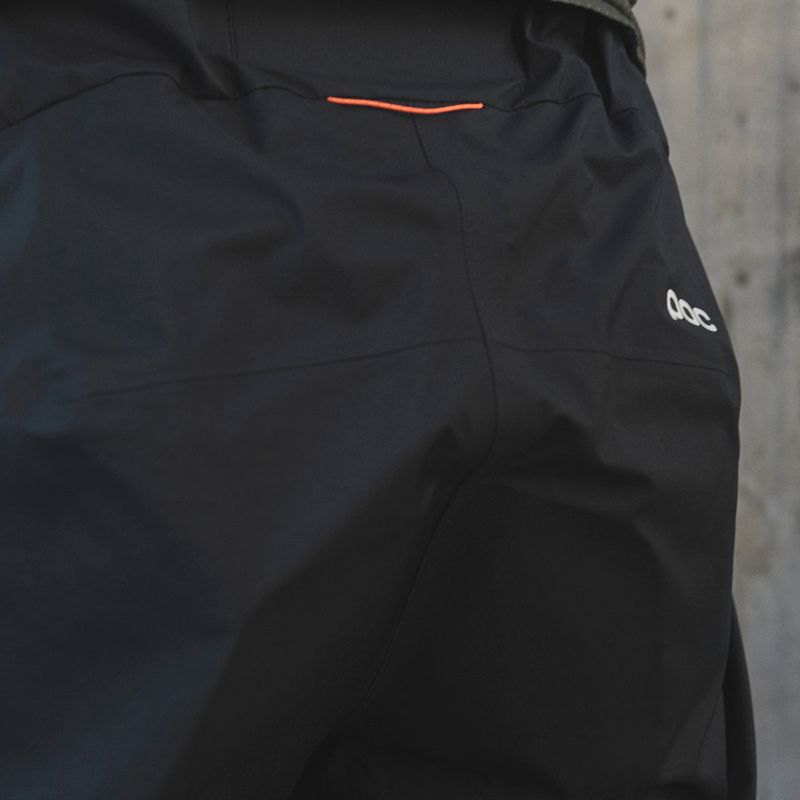 Fahrradhosen für Männer POC Motion Rain uranium black 10