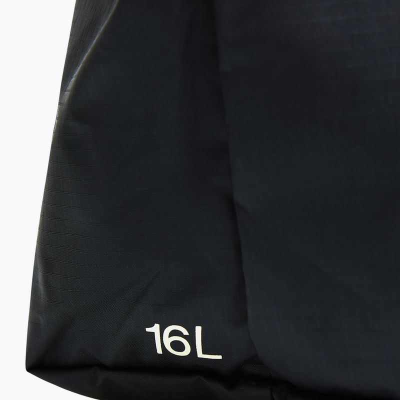 Peak Performance Street Shopper 16l schwarz Tasche 4