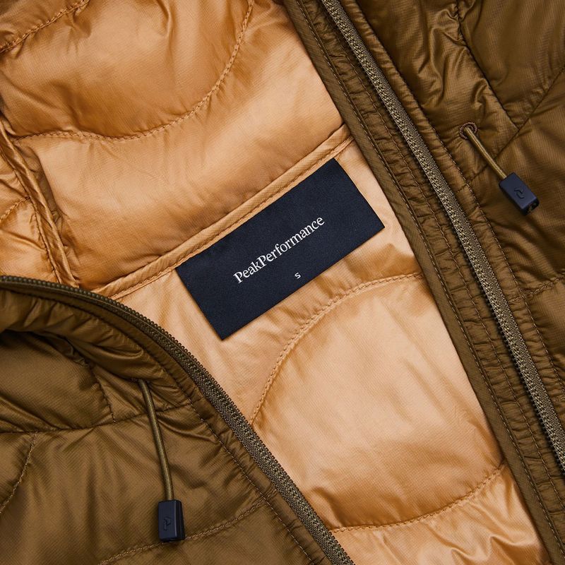 Damen-Daunenjacke Peak Performance Helium Down Hood meadow moss/sierra sand 9
