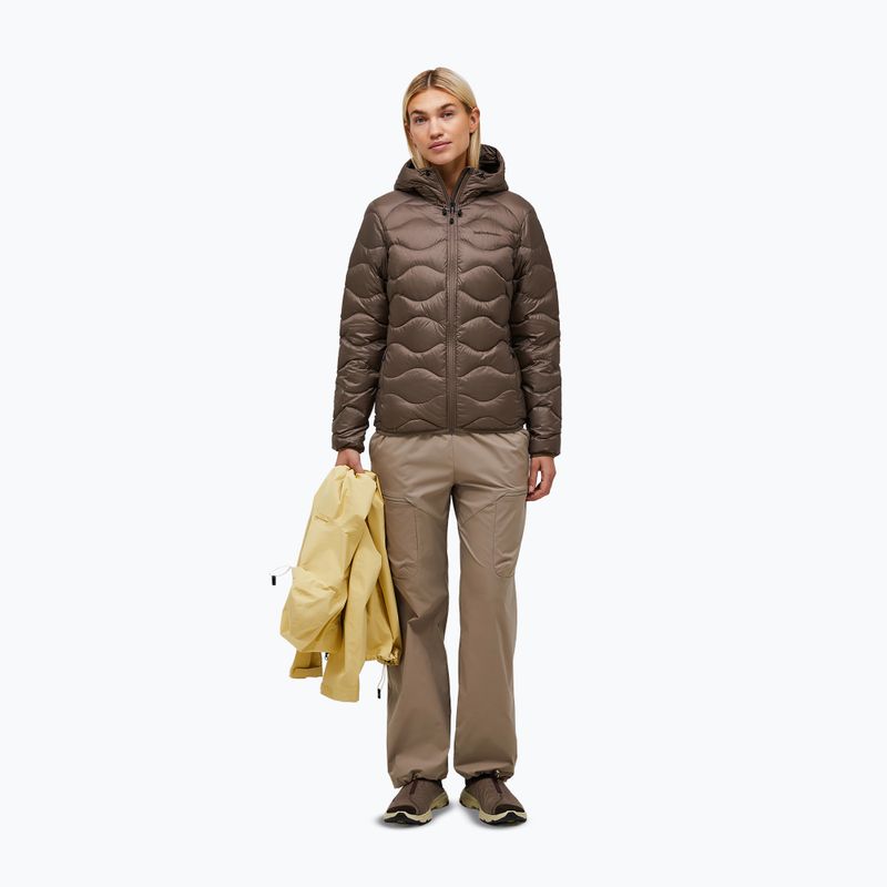 Damen-Daunenjacke Peak Performance Helium Down Hood terrain tan 2