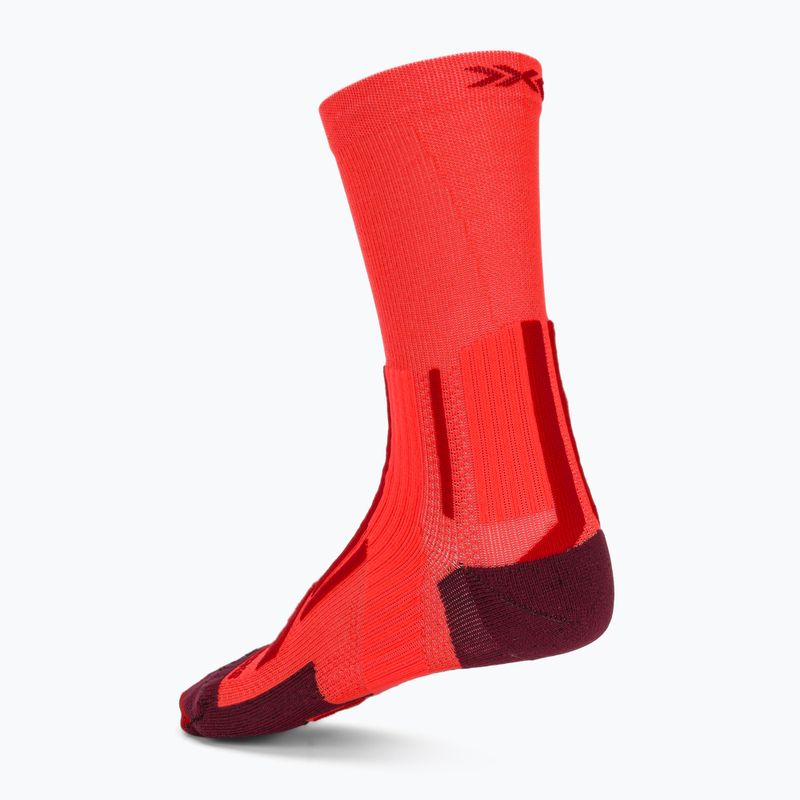 Herrensocken X-Socks Trailrun Perform Crew fluo red/namib red 2