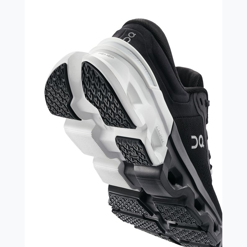 Women's On Cloudflyer 5 schwarz/weiß Laufschuhe 10
