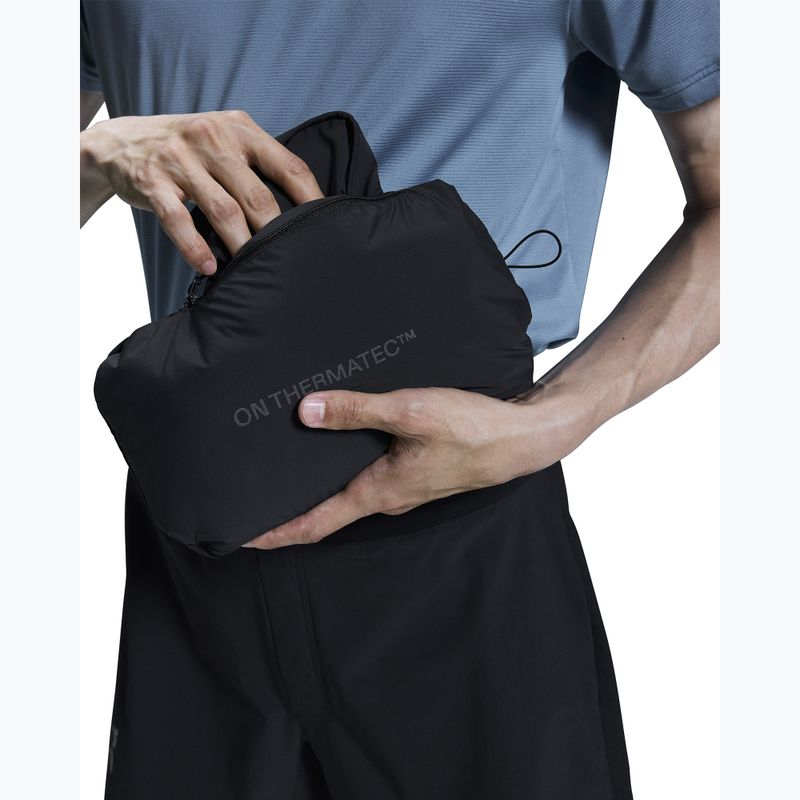 Herren Laufjacke On Weather Inulated schwarz 8
