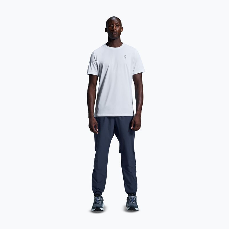 Herren-Laufshirt On Core-T white 2