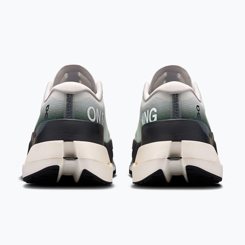 Herren On Cloudboom Max weiß/schwarz Laufschuhe 4