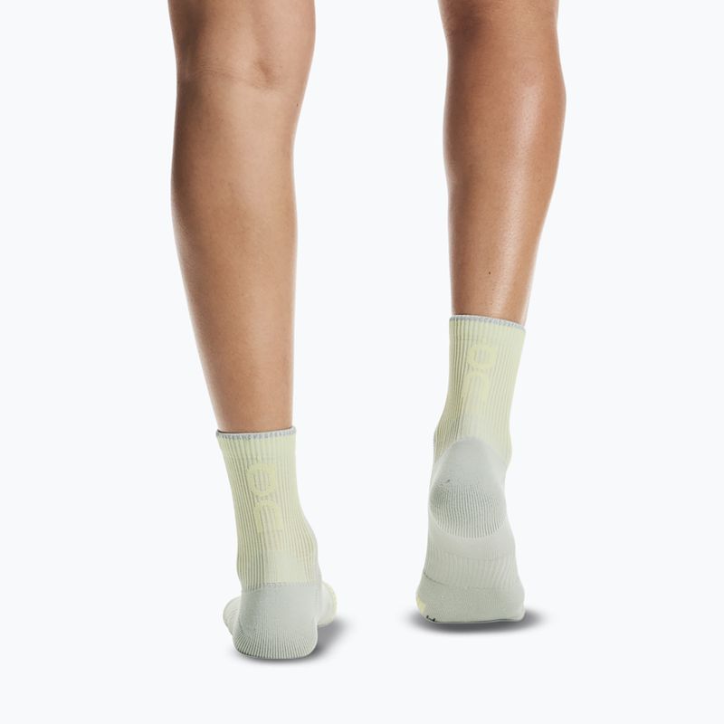 On Performance Run Mid Socken tin/lemonade 4