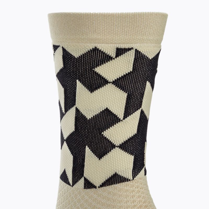 ASSOS Monogram Mond Sand Fahrradsocken 3