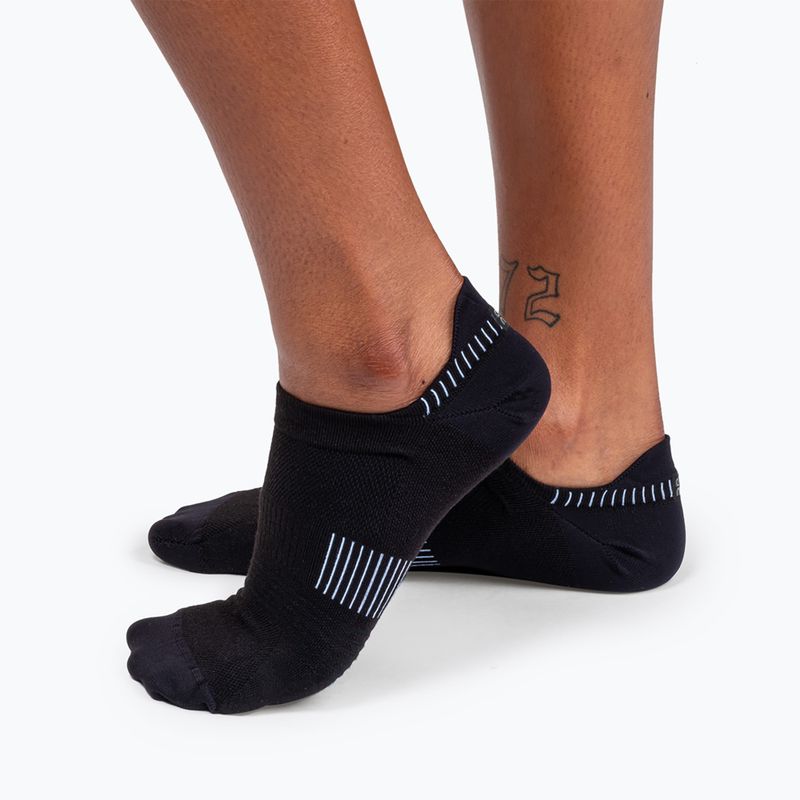 Women's Ultralight Low schwarz/weiße Laufsocken 2