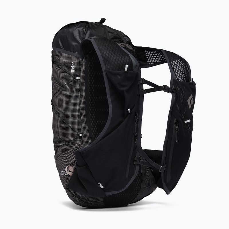 Black Diamond Distance 22 l schwarzer Wanderrucksack 2